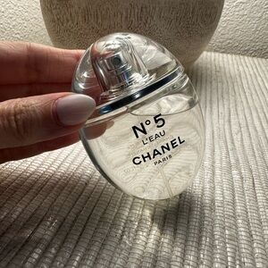 CHANEL N°5 L'Eau Perfume Bottle - Clear and Silver